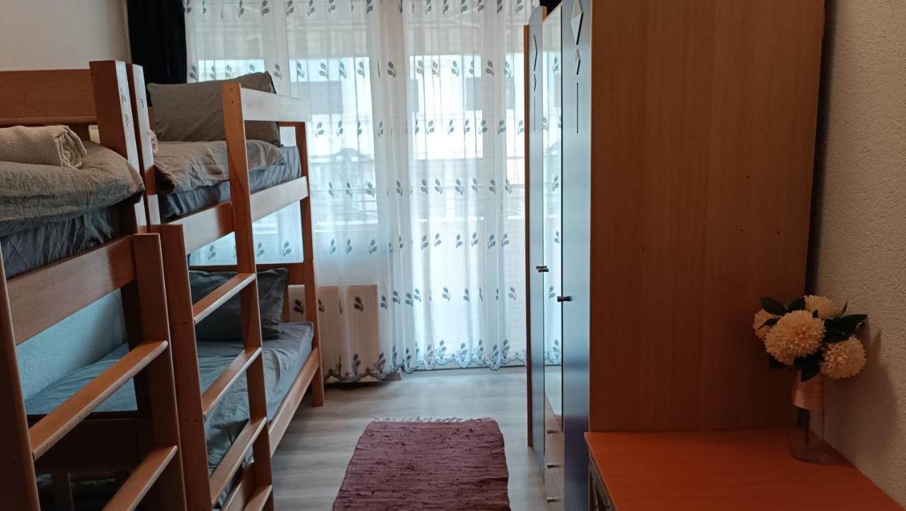 City Park Apartments Приштина Екстер'єр фото