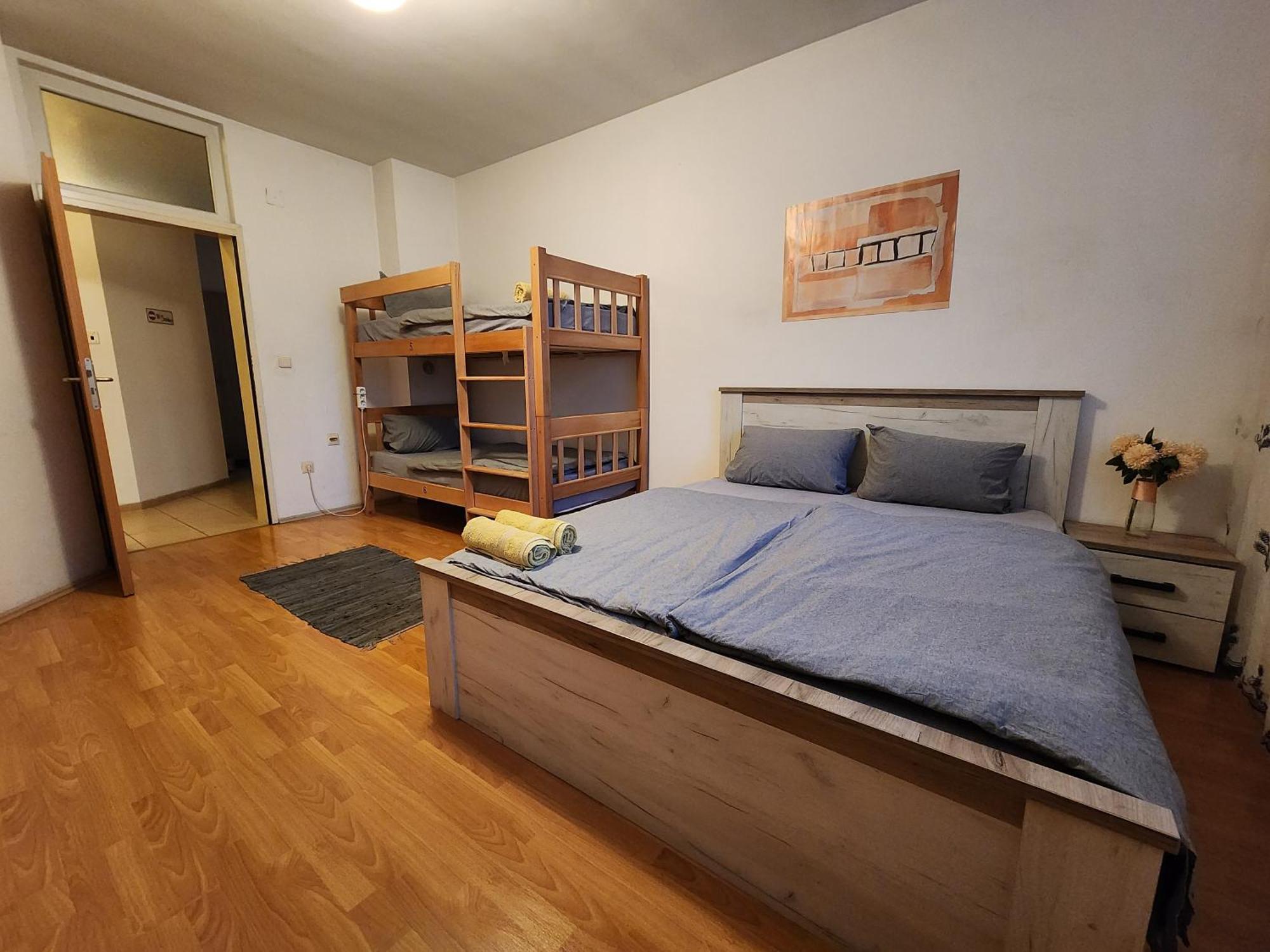 City Park Apartments Приштина Екстер'єр фото
